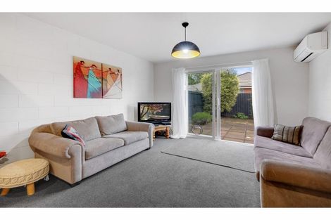 Photo of property in 1/115 Waltham Road, Sydenham, Christchurch, 8023