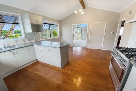 Photo of property in 8 Bentley Avenue, Glenfield, Auckland, 0629
