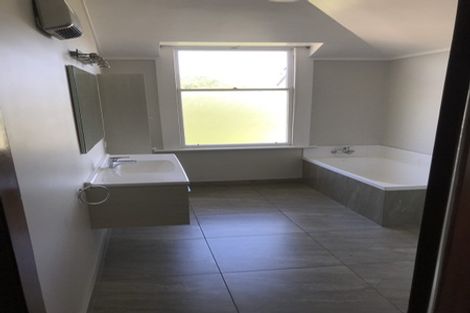 Photo of property in 115 Queen Street, North Dunedin, Dunedin, 9016