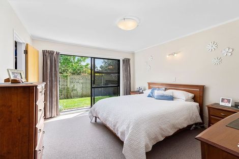 Photo of property in 32b Sailmaker Close, Whitby, Porirua, 5024