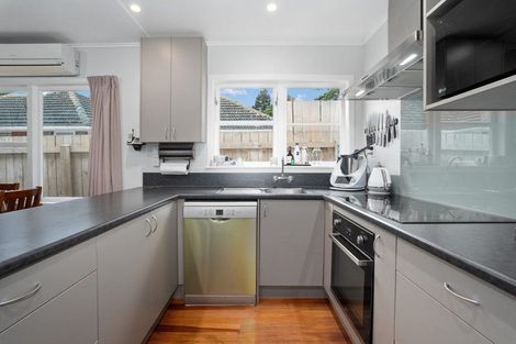 Photo of property in 75 Coast Road, Wainuiomata, Lower Hutt, 5014