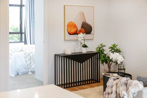 Photo of property in 3/28 Evelyn Place, Hillcrest, Auckland, 0627