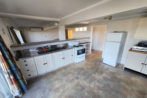 Photo of property in 8 South Avenue, Manly, Whangaparaoa, 0930