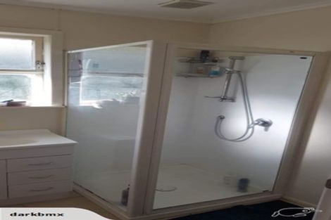 Photo of property in 77 Reeves Road, Pakuranga, Auckland, 2010