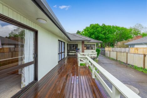 Photo of property in 16 Willis Road, Papakura, 2110