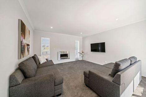 Photo of property in 30 Westmuir Crescent, Pokeno, 2402