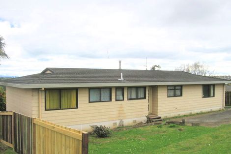 Photo of property in 127 Cambridge Road, Bethlehem, Tauranga, 3110