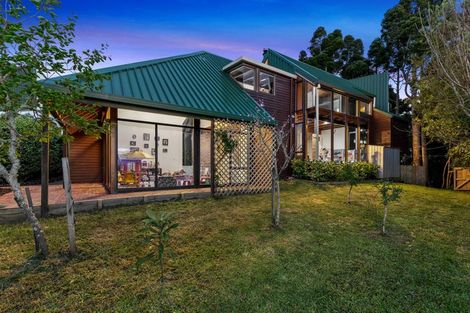 Photo of property in 157 Schnapper Rock Road, Schnapper Rock, Auckland, 0632