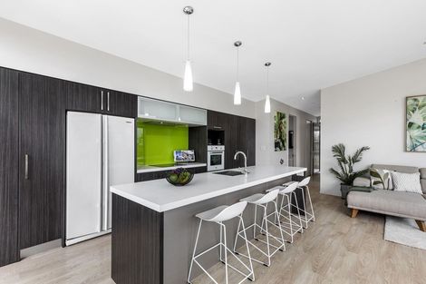 Photo of property in 8a Wairere Road, Torbay, Auckland, 0630