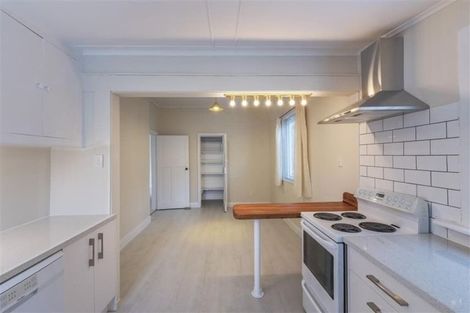 Photo of property in 10 Rimu Road, Kelburn, Wellington, 6012