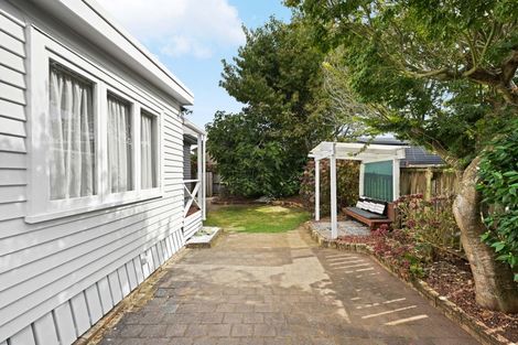 Photo of property in 23 Taylor Terrace, St Andrews, Hamilton, 3200