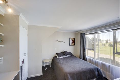 Photo of property in 61 Johns Road, Jervoistown, Napier, 4112