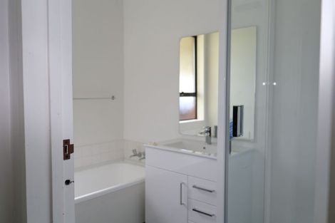 Photo of property in 2/68 Sabys Road, Halswell, Christchurch, 8025