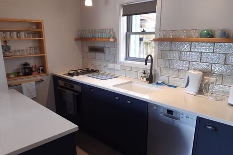 Photo of property in 10 Alexander Road, Raumati Beach, Paraparaumu, 5032