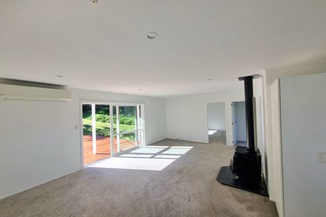 Photo of property in 388 Muriwai Road, Waimauku, 0881