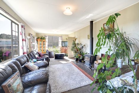 Photo of property in 2 Edinburgh Street, Green Island, Dunedin, 9018