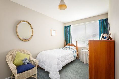 Photo of property in 2/6 Leonie Place, Aranui, Christchurch, 8061