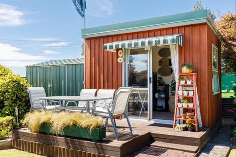 Photo of property in 537 Richmond Road, Lepperton, New Plymouth, 4373