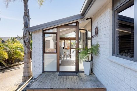 Photo of property in 132a Dickson Road, Papamoa Beach, Papamoa, 3118