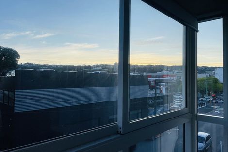 Photo of property in Ink'd, 19 Pirie Street, Mount Victoria, Wellington, 6011