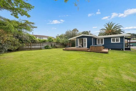 Photo of property in 3 Weggery Drive, Waikanae Beach, Waikanae, 5036