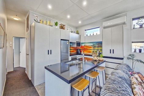 Photo of property in 25 Hall Place, Foxton Beach, Foxton, 4815