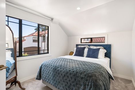 Photo of property in 3/76 Shakespeare Road, Milford, Auckland, 0620