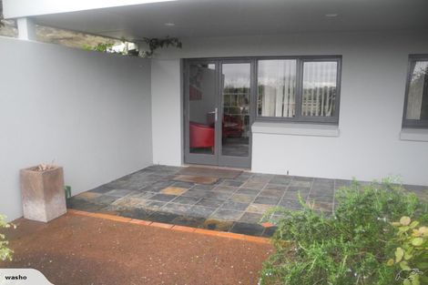 Photo of property in 36 Sylvan Park Avenue, Milford, Auckland, 0620