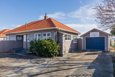 Photo of property in 79 Latham Street, Marewa, Napier, 4110