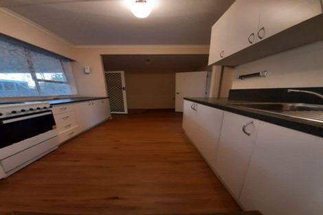 Photo of property in 1 Lynn Road, Bayview, Auckland, 0629