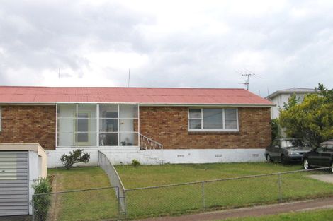 Photo of property in 1/3 Ted William Street, New Windsor, Auckland, 0600