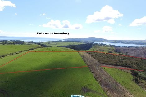 Photo of property in 2 Cable Bay Block Road, Cable Bay, 0420