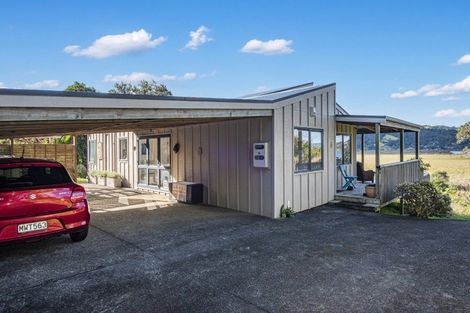 Photo of property in 26 Beach Road, Onerahi, Whangarei, 0110