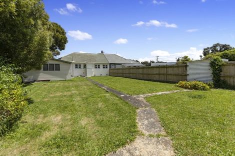 Photo of property in 22 Bell Road, Waiwhetu, Lower Hutt, 5010