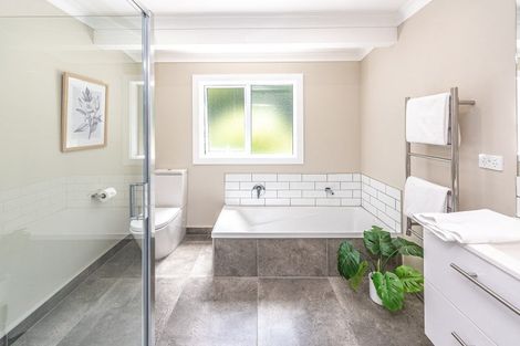 Photo of property in 14 Turere Place, Otamatea, Whanganui, 4501