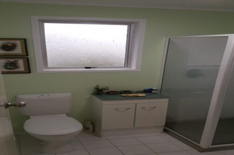 Photo of property in 28 Weranui Road, Waiwera, Orewa, 0994