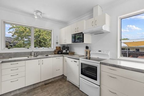 Photo of property in 21 Hastings Street, Te Puke, 3119
