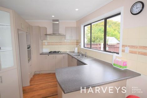 Photo of property in 125 Mcleod Road, Te Atatu South, Auckland, 0610