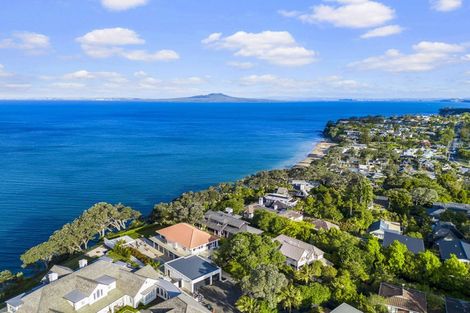 Photo of property in 37b View Road, Campbells Bay, Auckland, 0630