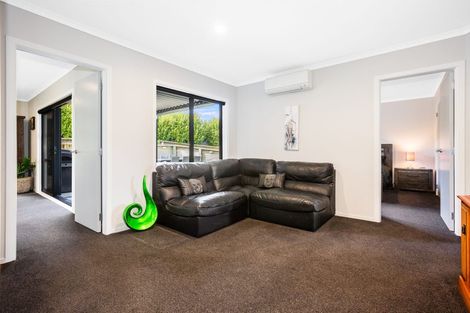 Photo of property in 12 Mo Street, Camborne, Porirua, 5026