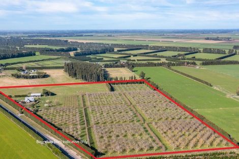 Photo of property in 973 Hoskyns Road, West Melton, Christchurch, 7671