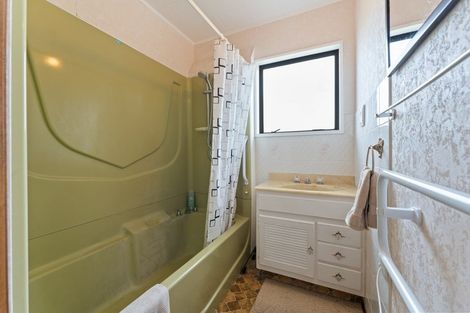 Photo of property in 13 Ponderosa Place, Opunake, 4616