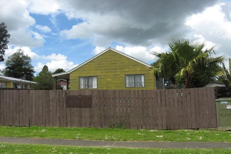 Photo of property in 11 Hoturoa Place, Manurewa, Auckland, 2102