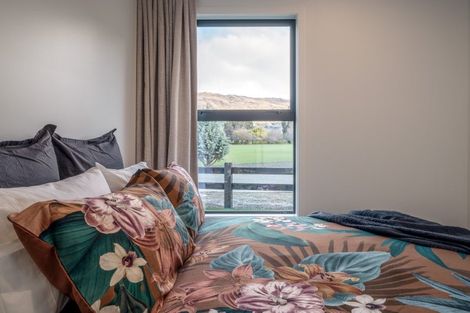 Photo of property in 1 Kamana Rise, Wanaka, 9382