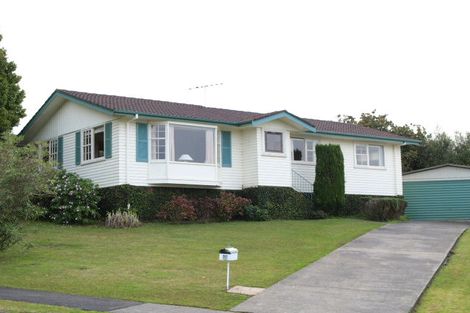 Photo of property in 50 Advene Road, Cockle Bay, Auckland, 2014