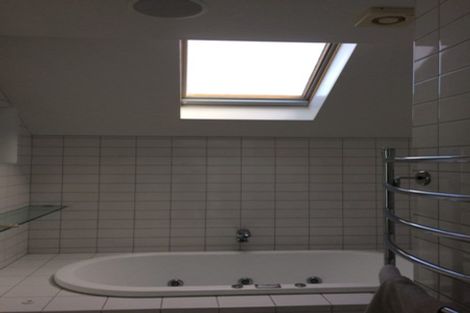 Photo of property in 33e Cranmer Square, Christchurch Central, Christchurch, 8013