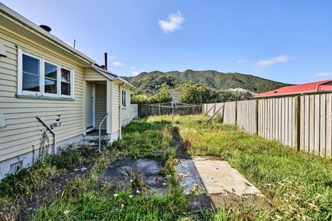 Photo of property in 128a Waiwhetu Road, Waterloo, Lower Hutt, 5011
