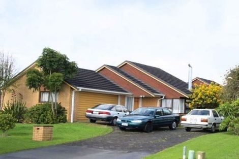 Photo of property in 8 Mirabell Place, Golflands, Auckland, 2013
