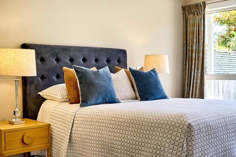 Photo of property in 5 Cheviot Road, Lowry Bay, Lower Hutt, 5013