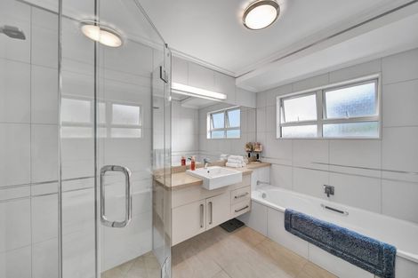 Photo of property in 11 Grey Street, Hawera, 4610